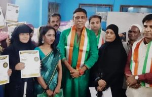 आपसी भाईचारे का मिसाल बना ईद मिलन समारोह;आयोजक यास्मीन सुल्ताना ने जताई खुशी